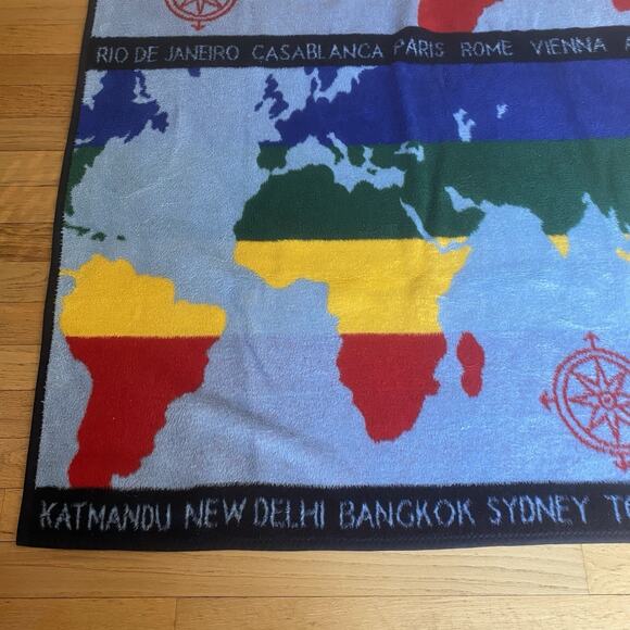 Vtg 1988 Vuteks Vukovar Crown Crafts Blanket Throw World Map City Names Compass - Picture 2 of 7